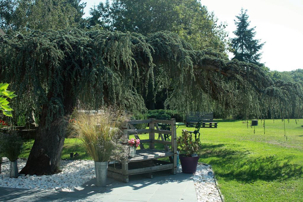 Maison Prairie Bonheur Acomodação com café da manhã Magny-les-Hameaux Exterior foto